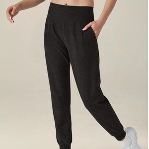 Beyond Yoga Spacedye Midi Jogger - Size M - Black
